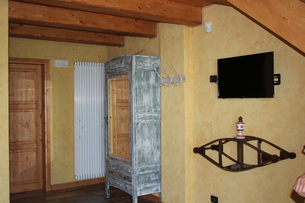 Azienda Agricola Garoglio Davide アルフィアーノ・ナッタ エクステリア 写真